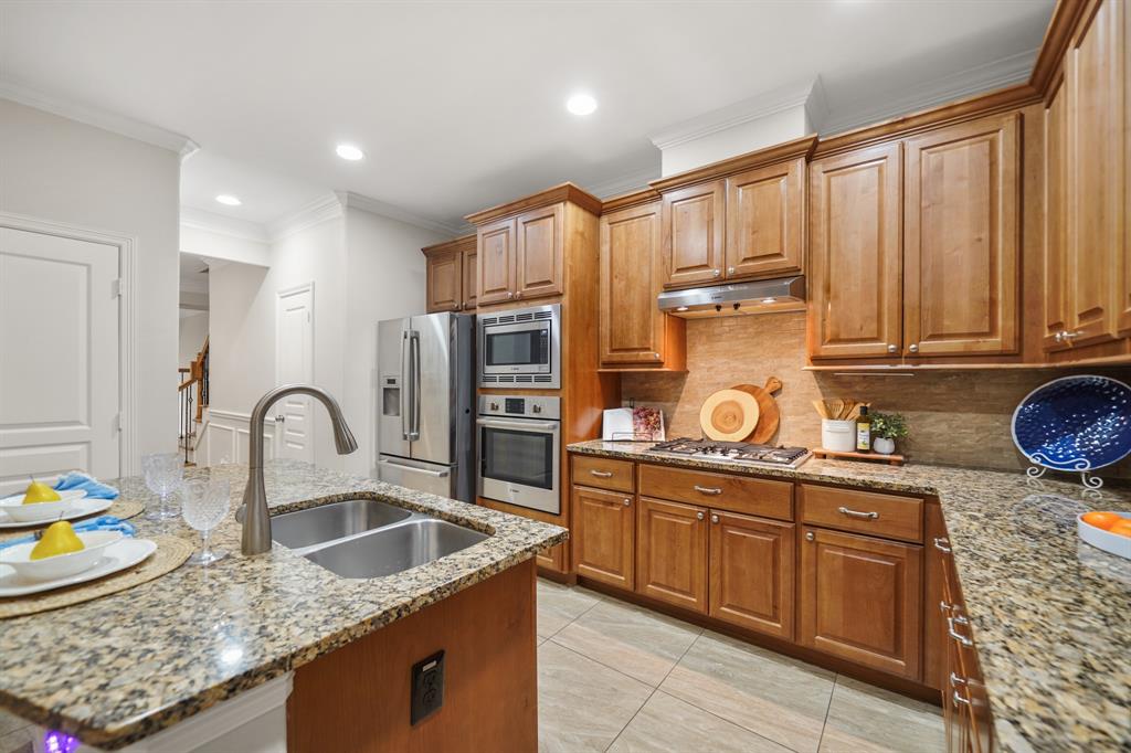 1125 W 26th Street, Houston, Texas image 19