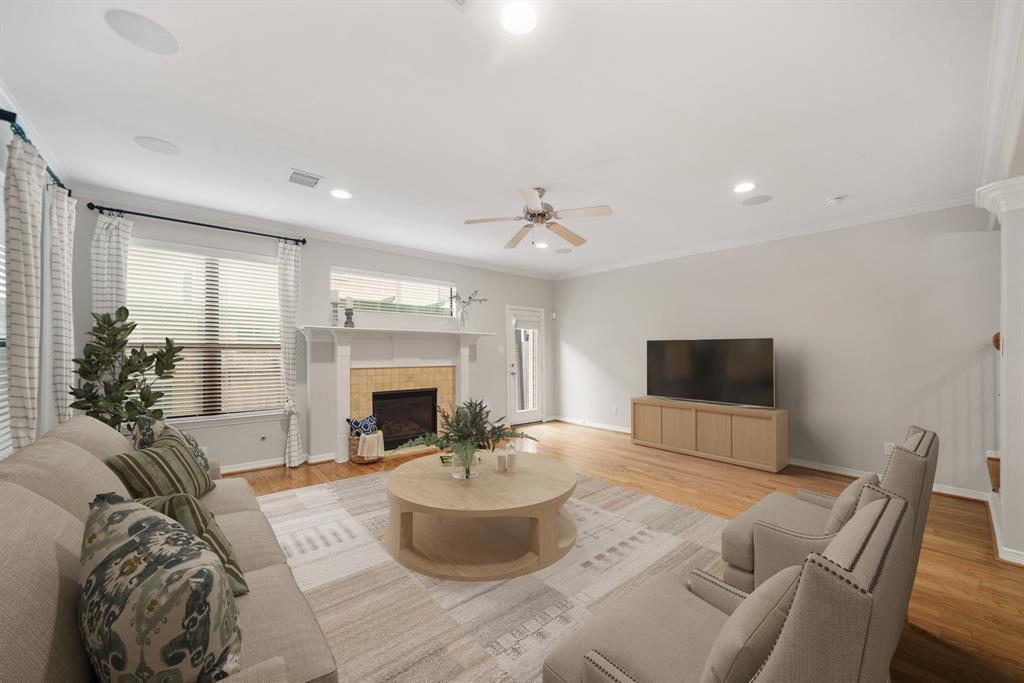 1125 W 26th Street, Houston, Texas image 11