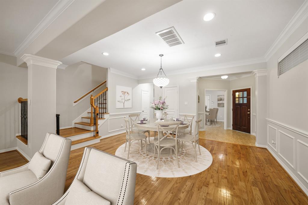 1125 W 26th Street, Houston, Texas image 7