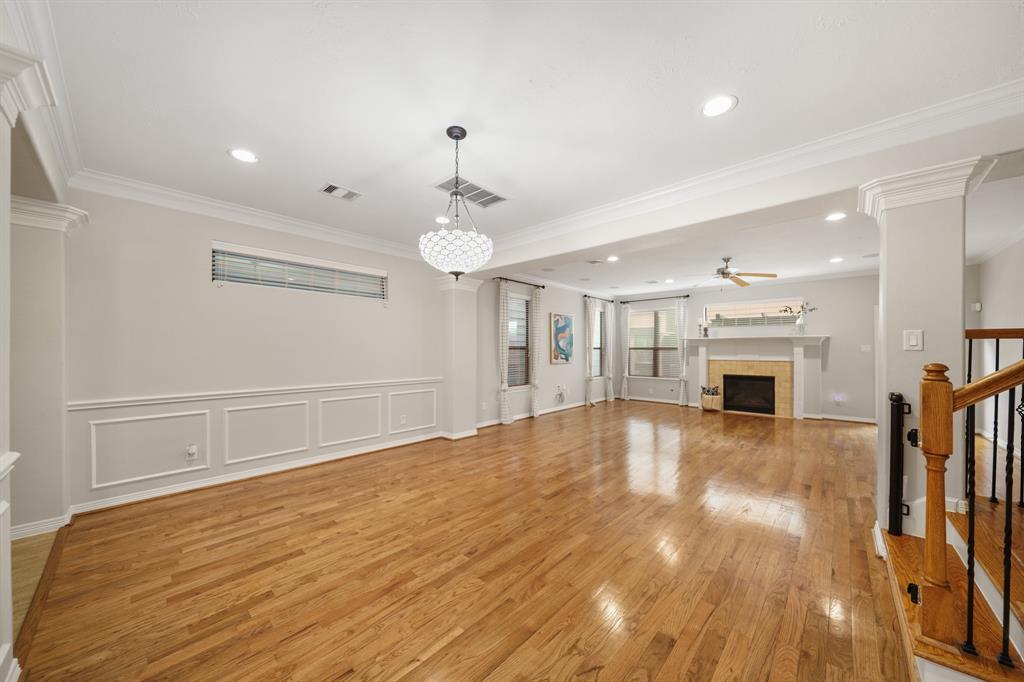 1125 W 26th Street, Houston, Texas image 8