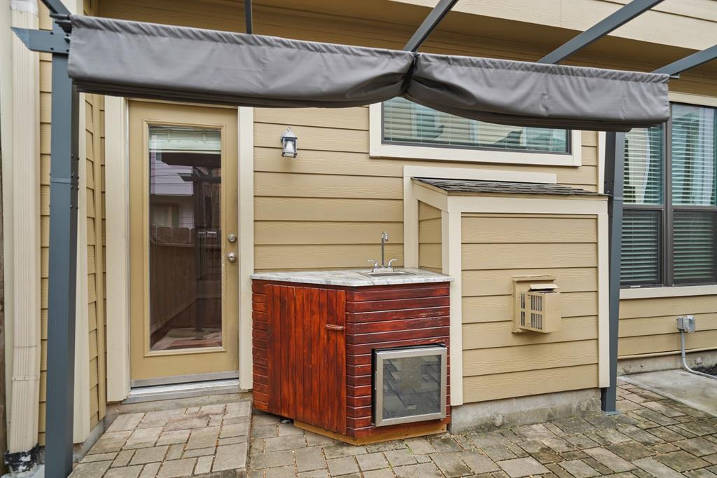 1125 W 26th Street, Houston, Texas image 48