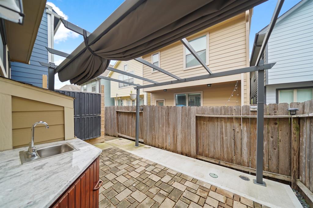 1125 W 26th Street, Houston, Texas image 46