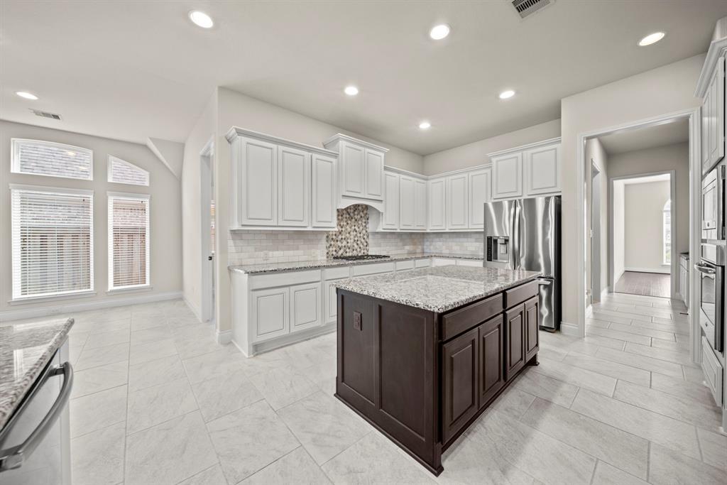 28209 Regal Wood Court, Spring, Texas image 8