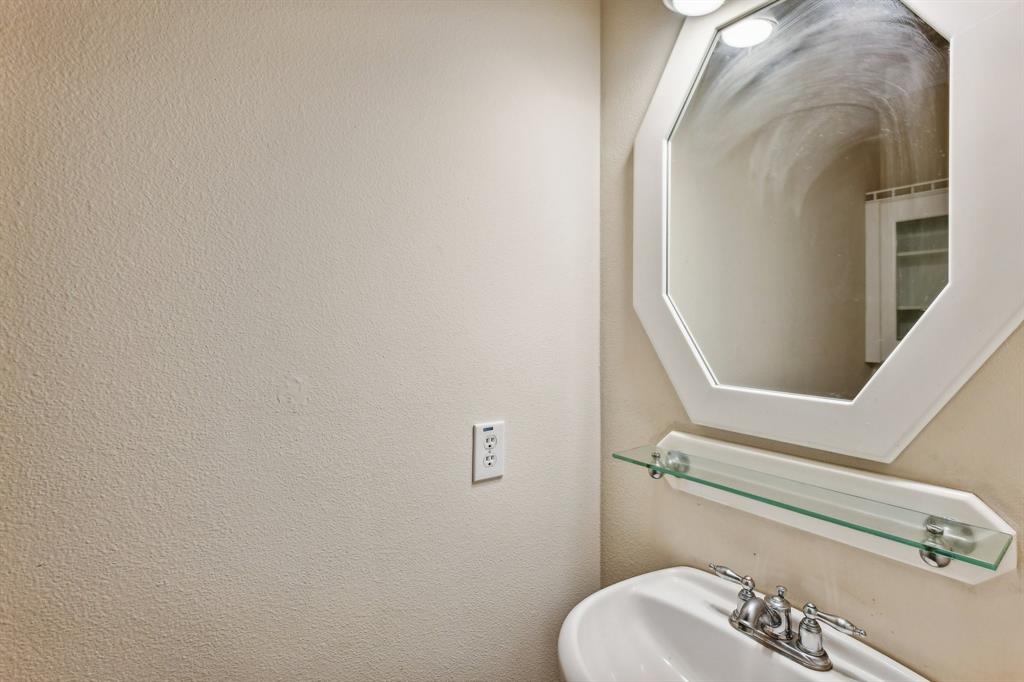 19015 Country Square Drive, Houston, Texas image 36