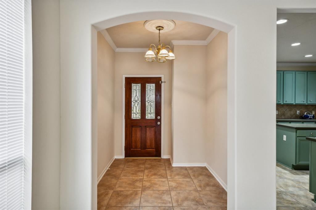 19015 Country Square Drive, Houston, Texas image 4
