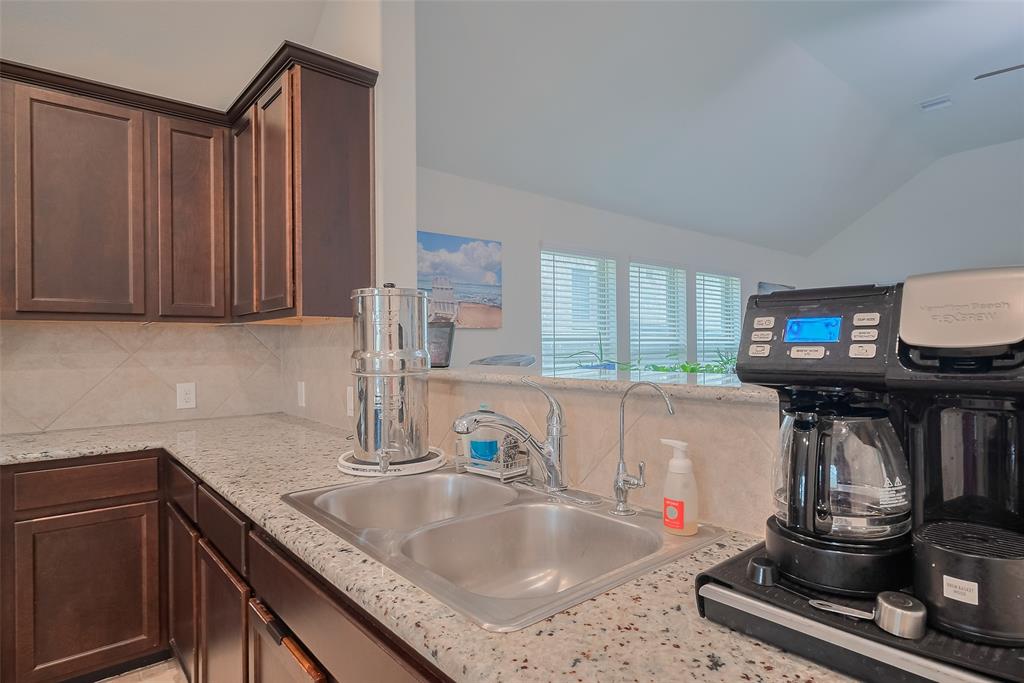 2903 Blue Mist Bend, Brookshire, Texas image 20