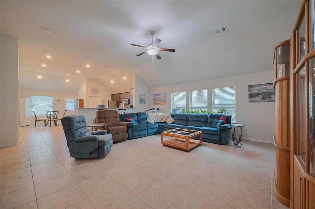 2903 Blue Mist Bend, Brookshire, Texas image 11