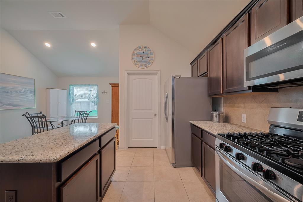 2903 Blue Mist Bend, Brookshire, Texas image 22