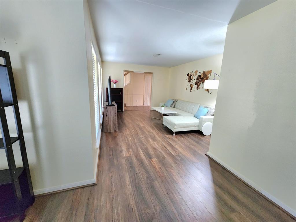 7803 Moonmist Drive, Houston, Texas image 6
