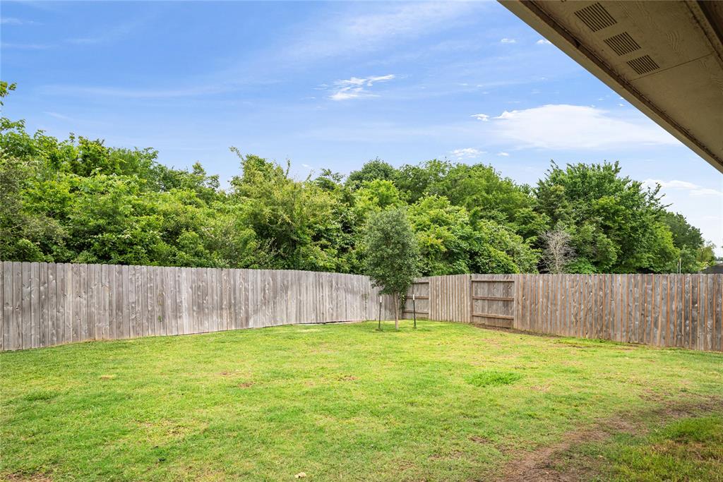 104 Clay Creek Lane, Montgomery, Texas image 16