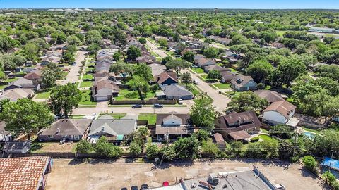 Single Family Residence in Pasadena TX 3902 Willowview Drive 30.jpg