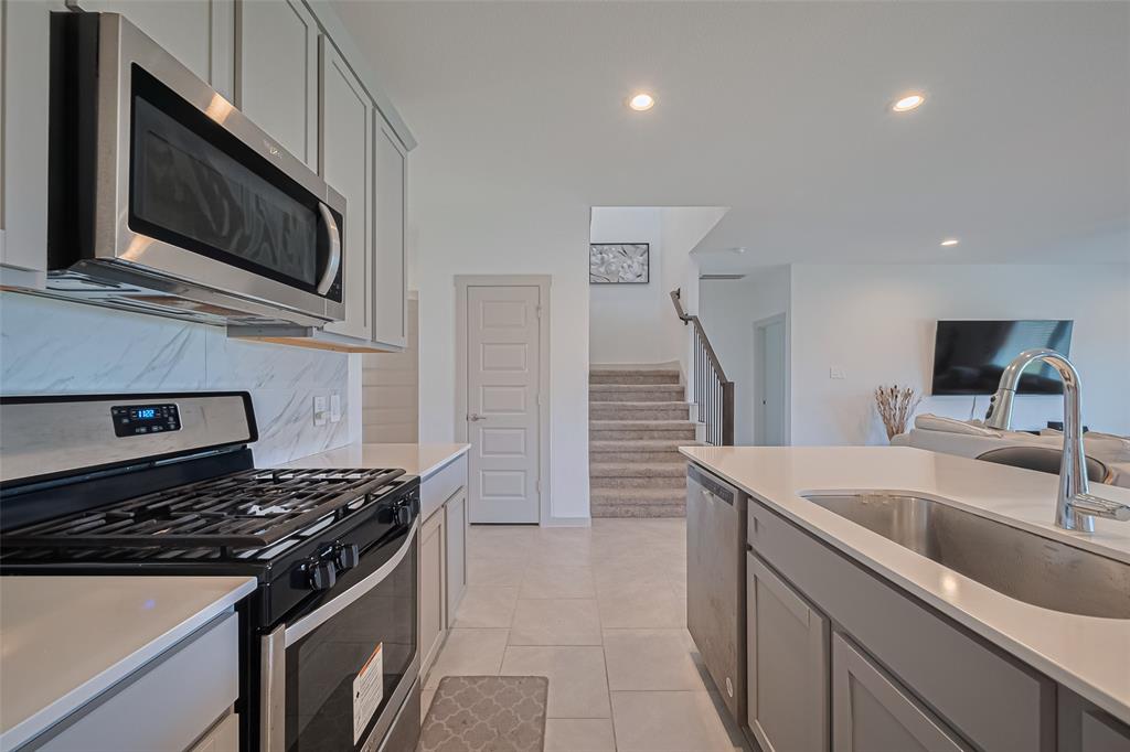 28923 Yukon River Court, Katy, Texas image 8