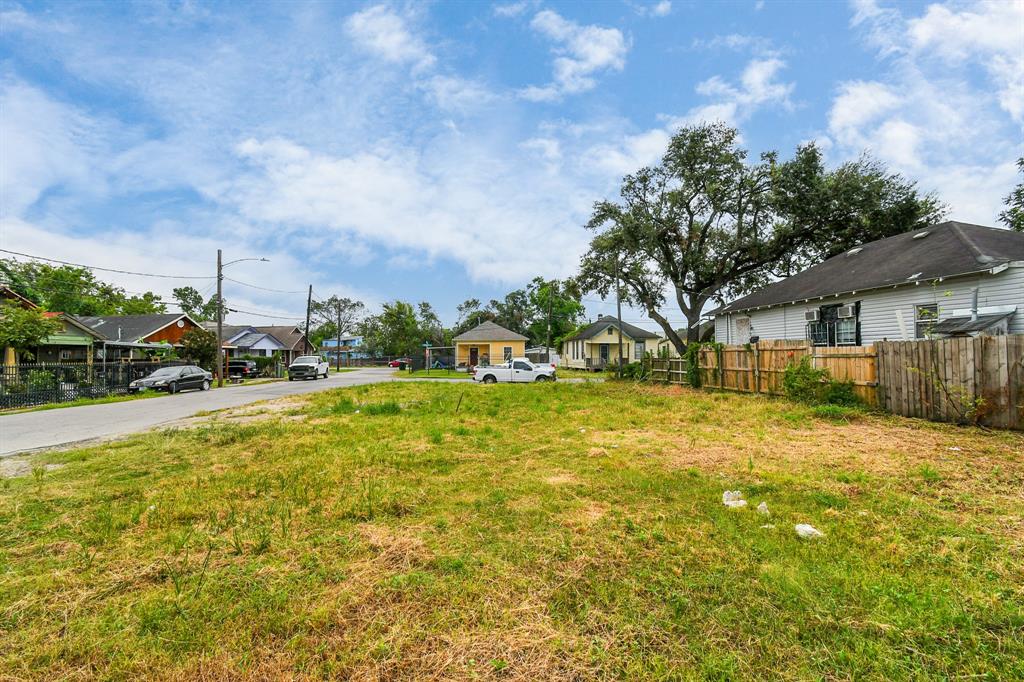 1309 Highborne Cay Court, Texas City, Texas image 22