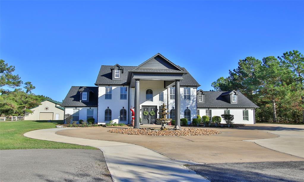 110 Hunters Creek Way