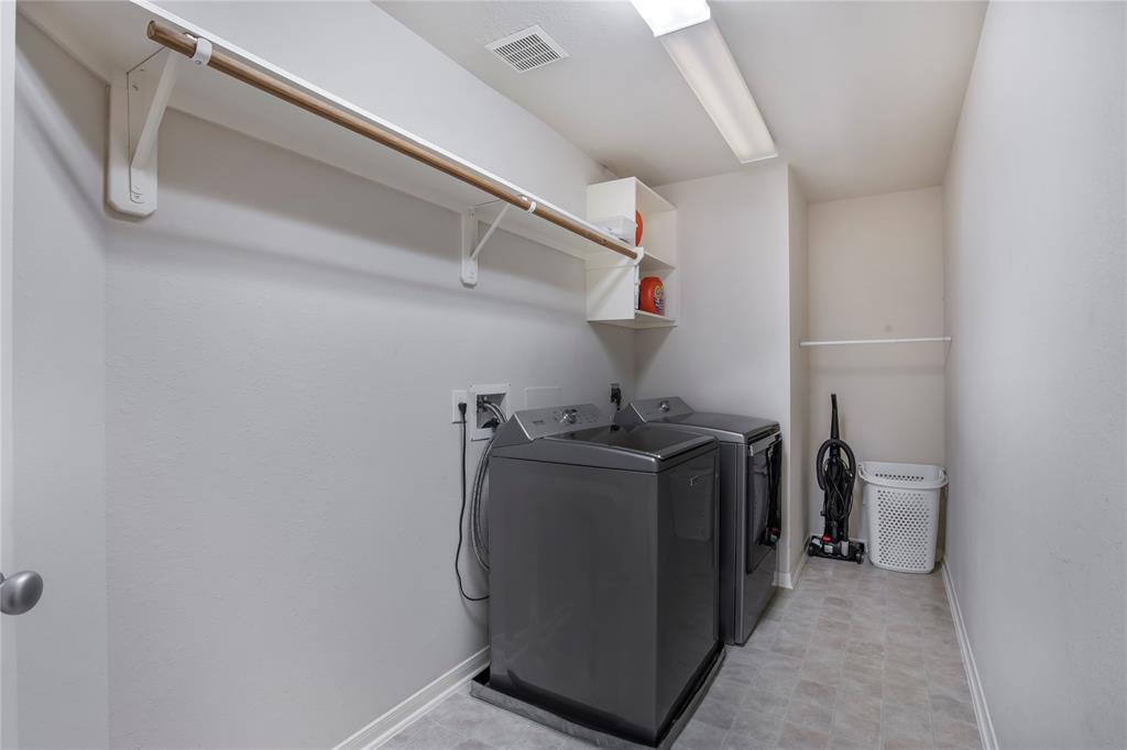 3816 Houston Lake Drive, Pearland, Texas image 31