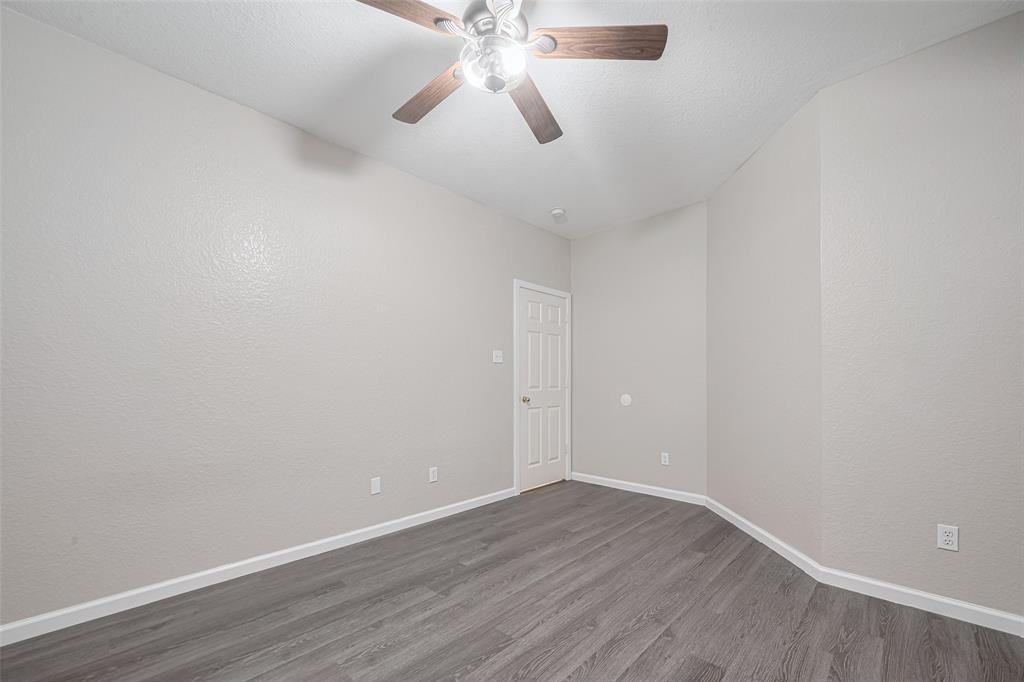 1203 Autumn Green Drive, Missouri City, Texas image 17