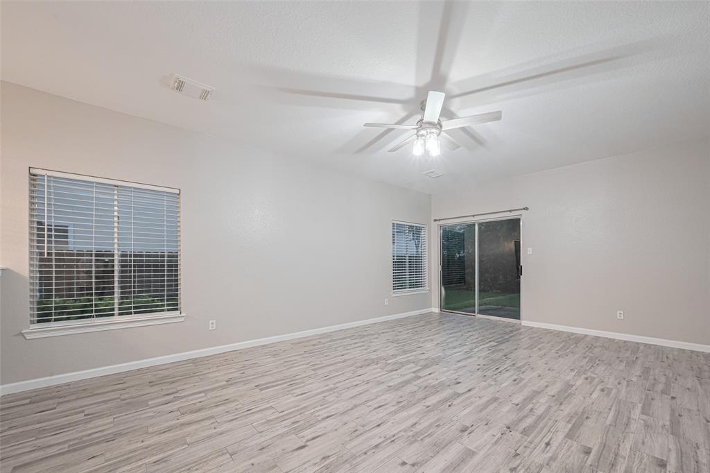 1203 Autumn Green Drive, Missouri City, Texas image 6