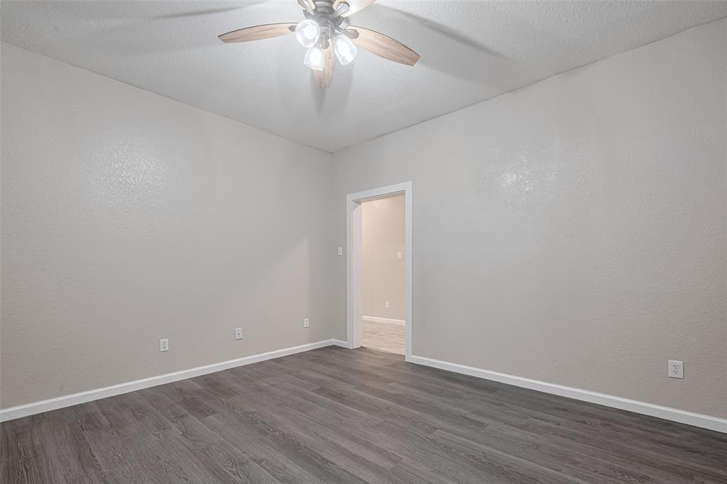 1203 Autumn Green Drive, Missouri City, Texas image 15
