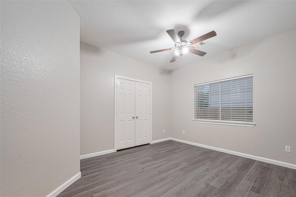 1203 Autumn Green Drive, Missouri City, Texas image 18