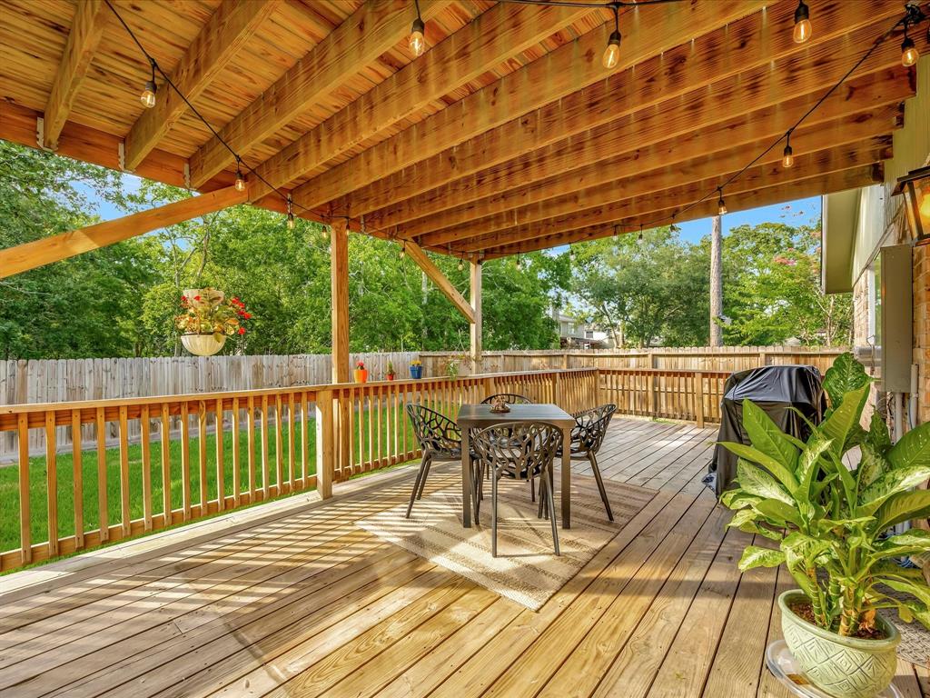 5346 Appleblossom Lane, Friendswood, Texas image 26