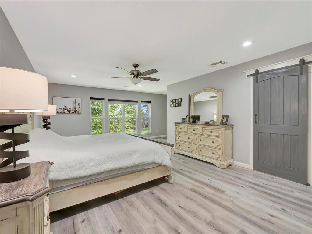 5346 Appleblossom Lane, Friendswood, Texas image 16