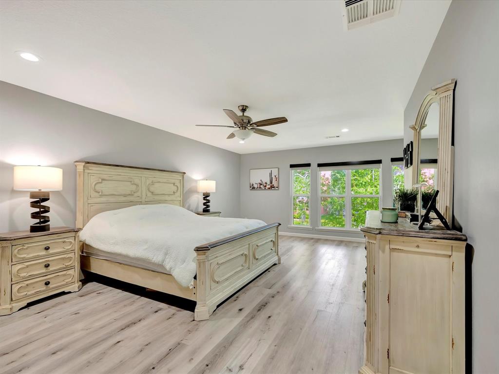 5346 Appleblossom Lane, Friendswood, Texas image 15