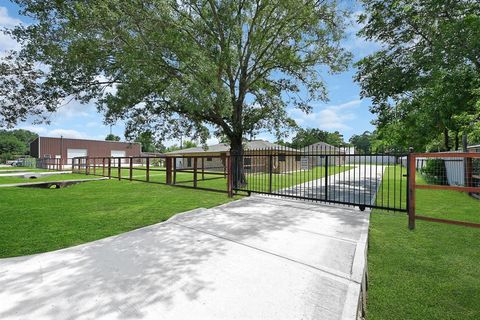 Photo of 20603 Marilyn Lane #B, Spring, TX 77388 (MLS # 54202254)
