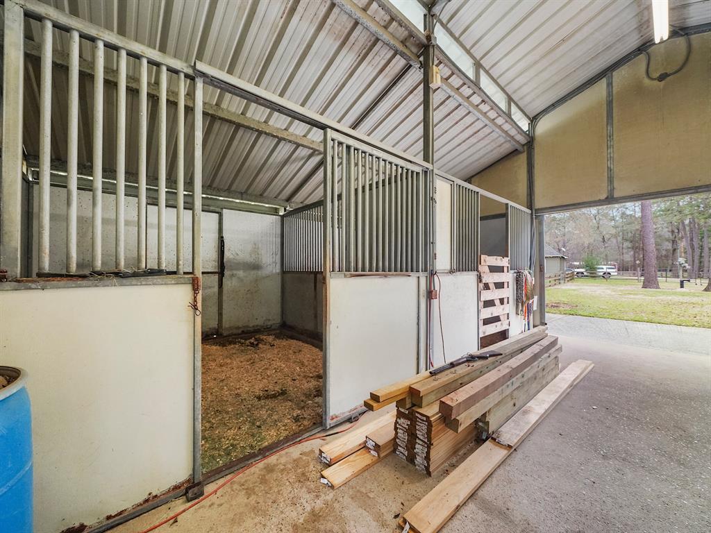 28710 Misty Oaks Drive, Huffman, Texas image 34