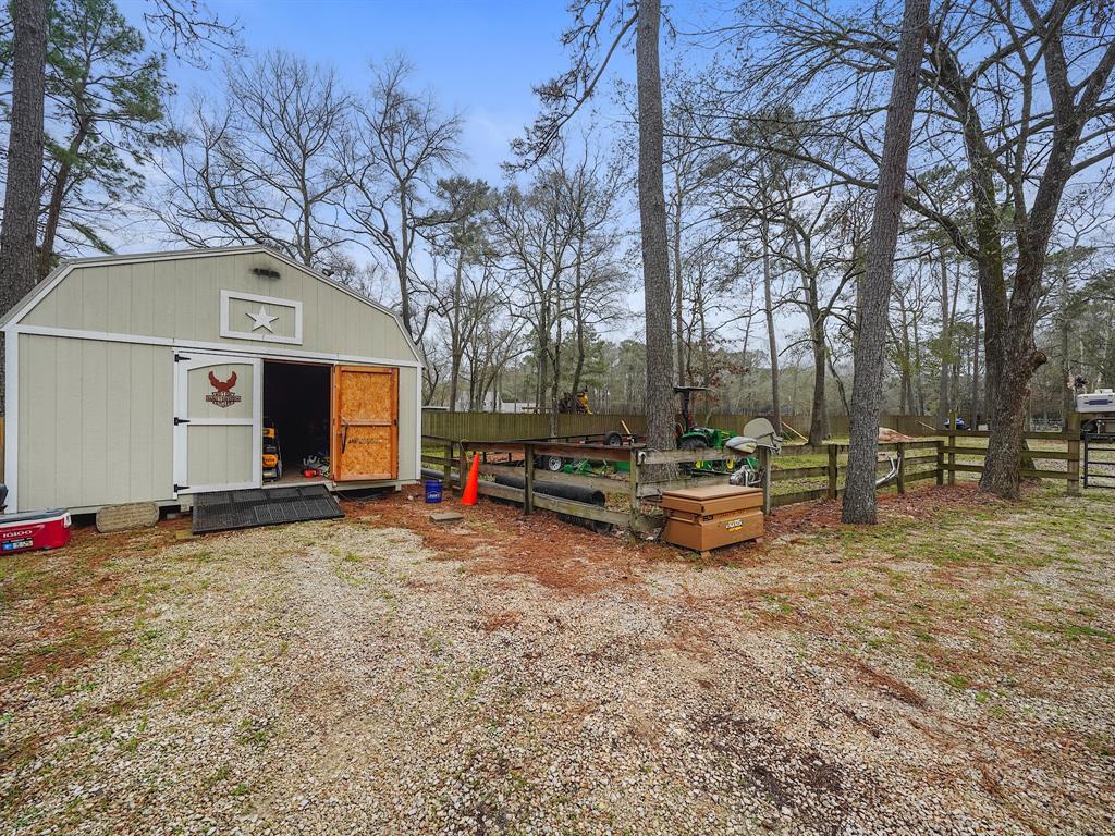 28710 Misty Oaks Drive, Huffman, Texas image 35