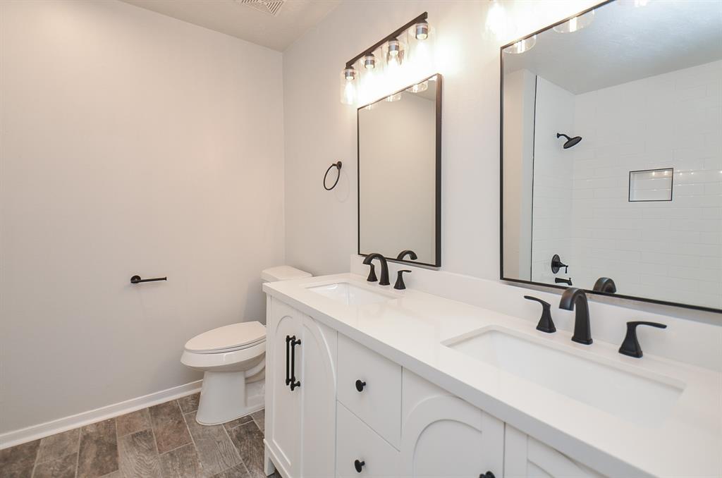 7102 Harpers Drive, Richmond, Texas image 20