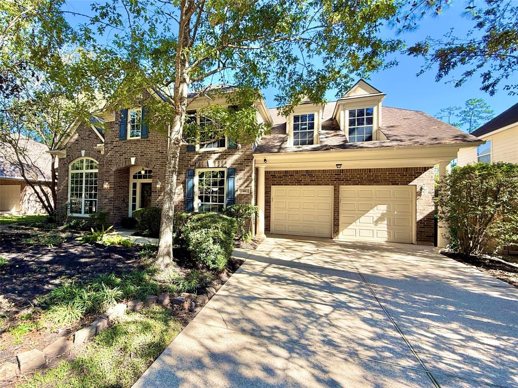 19 Laurelhurst Circle, The Woodlands, Texas image 2