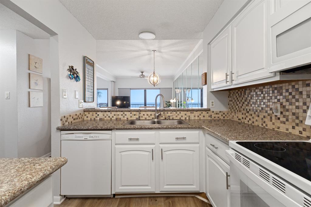 7700 Seawall Boulevard #305, Galveston, Texas image 28