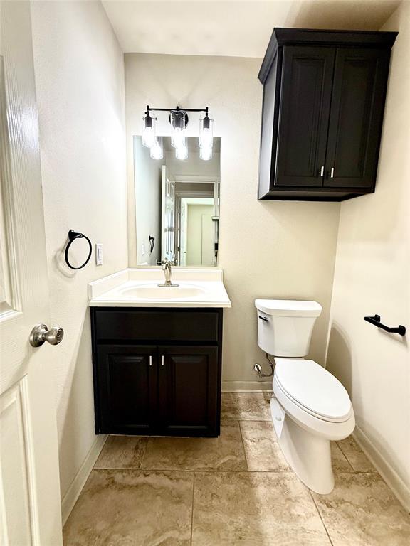 7600 Emmett F Lowry Expy Expressway #409, Texas City, Texas image 10