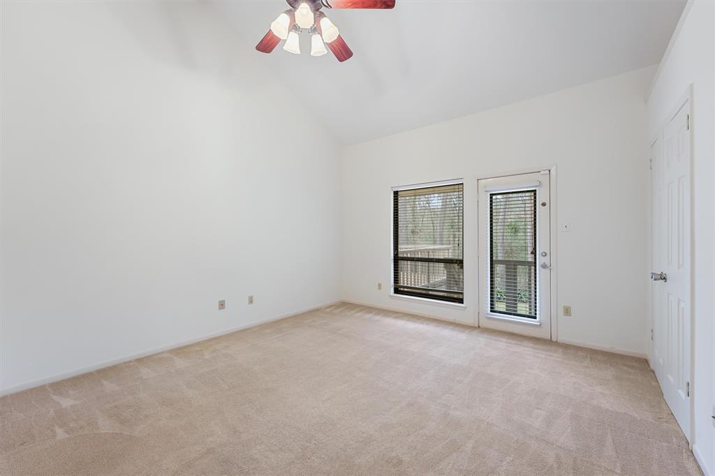 2711 Valley Manor Drive, Kingwood, Texas image 28