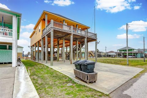 A home in Crystal Beach