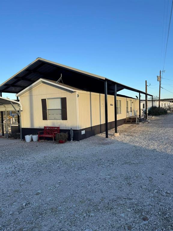 106 Arrowhead Street, Del Rio, Texas image 2