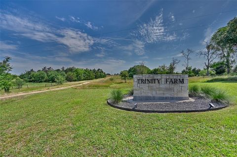 1496 Kramr Road Fayetteville TX 78940