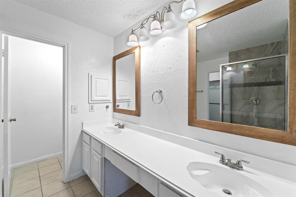 3909 Greenwood Drive Drive, Pearland, Texas image 24