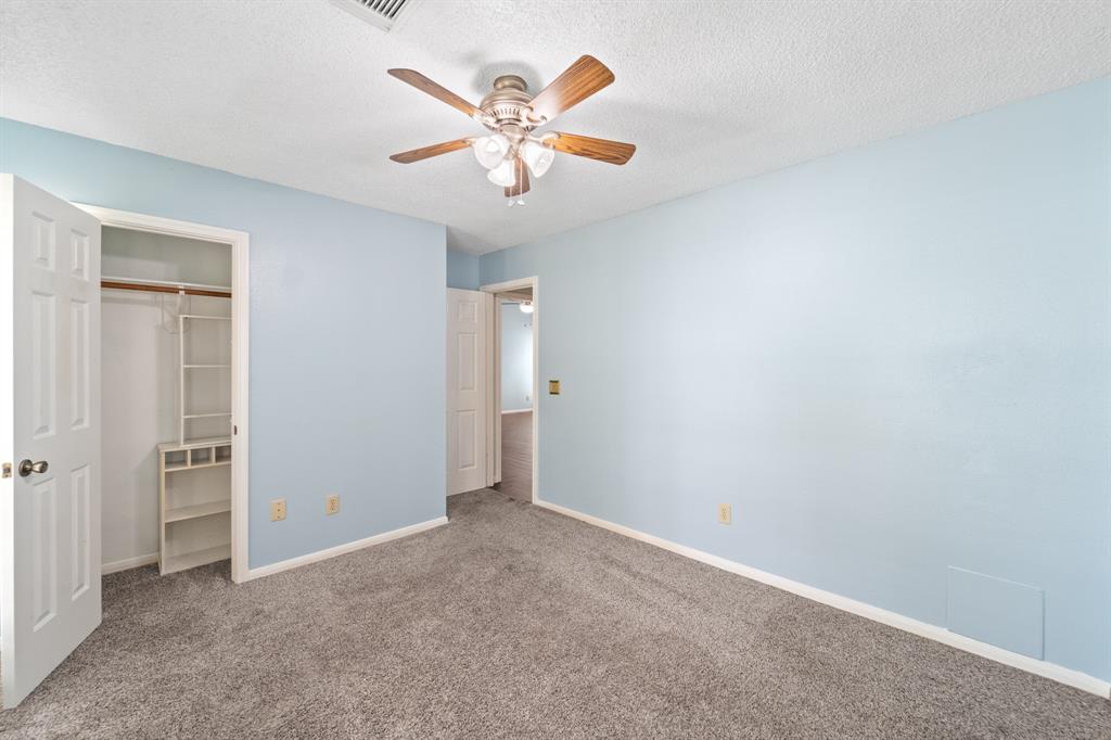 3909 Greenwood Drive Drive, Pearland, Texas image 14