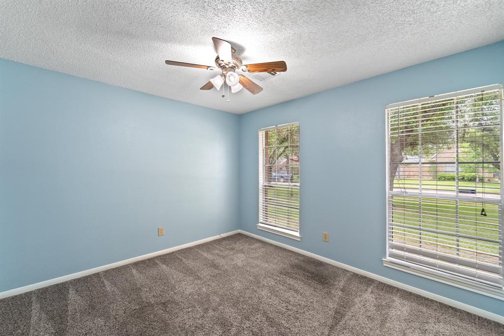 3909 Greenwood Drive Drive, Pearland, Texas image 7