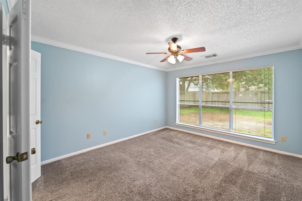 3909 Greenwood Drive Drive, Pearland, Texas image 10