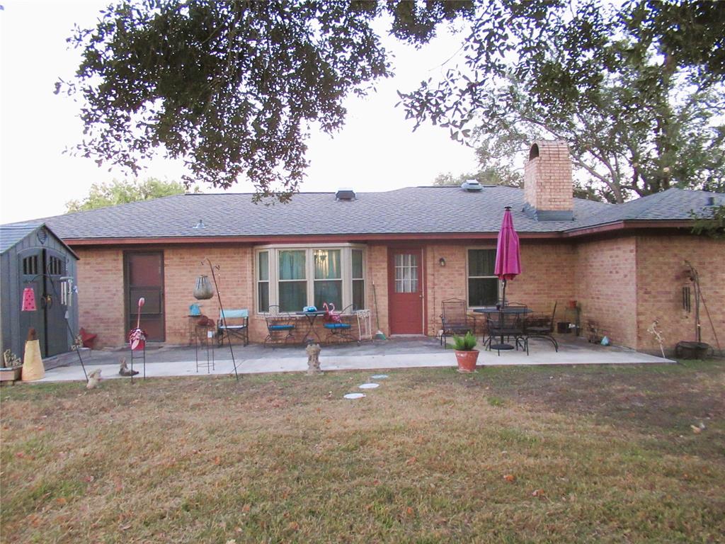 602 Sharondoah Drive, Highlands, Texas image 37