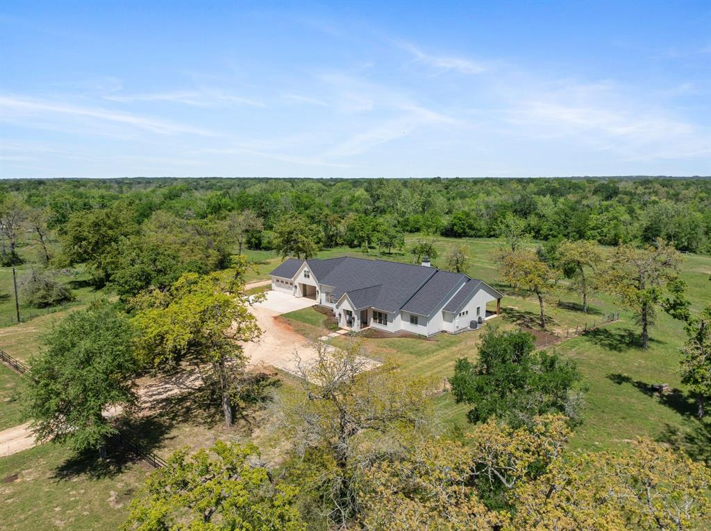 4052 Kuykendall, Bellville, Texas image 6