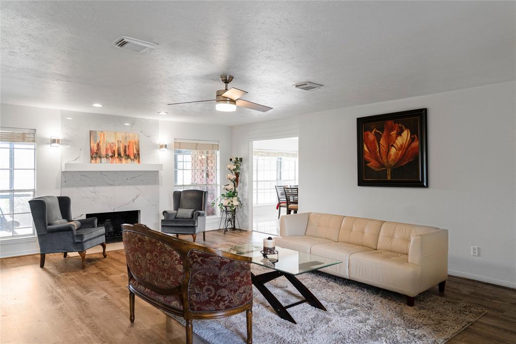 2327 Merion Drive, League City, Texas image 6
