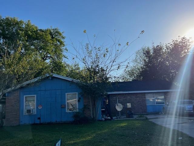 421 Ridgecrest Drive, Port Lavaca, Texas image 2