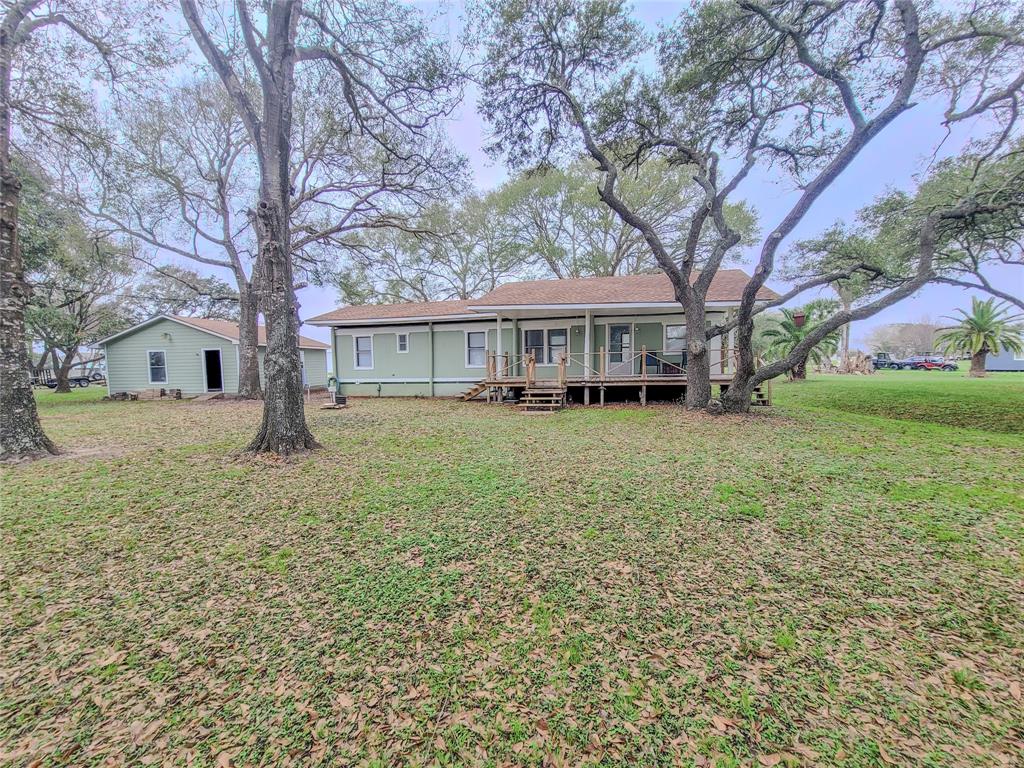 347 Swallow Drive, Palacios, Texas image 4