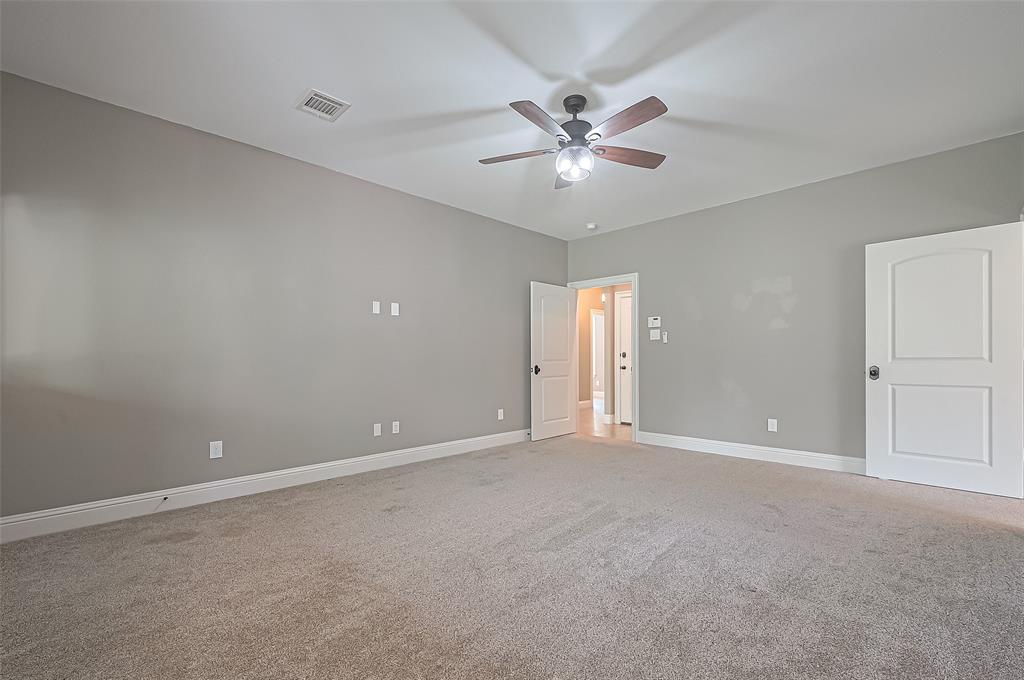 7615 Pecan Drive, Damon, Texas image 29