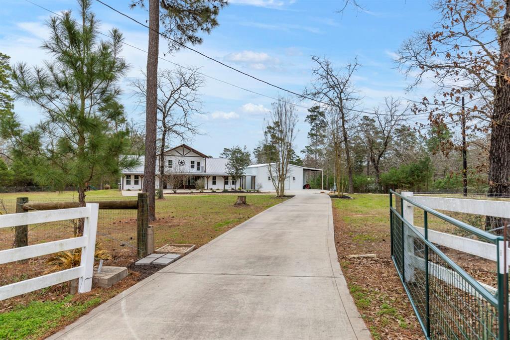 28668 Deer Run Street, Montgomery, Texas image 4