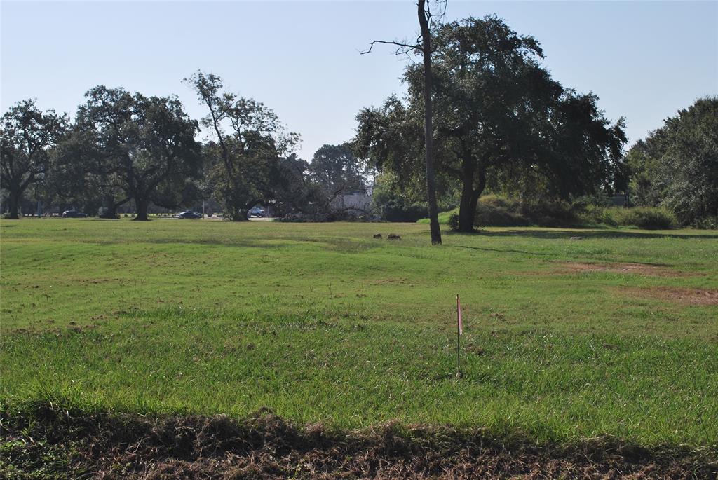 Mabry Road, Baytown, Texas image 6