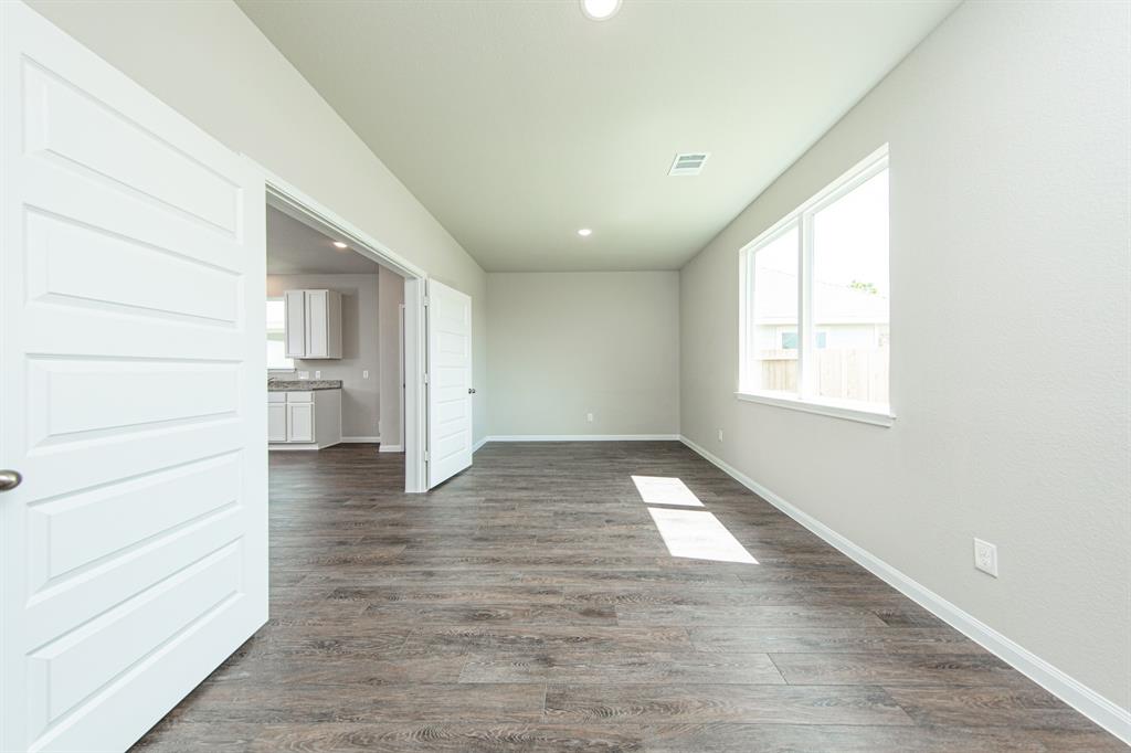 2592 Hawks Eye Drive, Conroe, Texas image 7